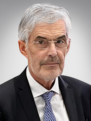 Dr. Sandro Petrolati